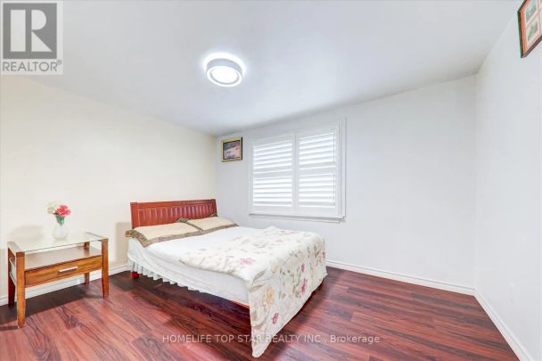 50 CHESTNUT CRESCENT - Photo 1