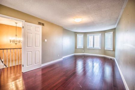 For Lease - 2667 Wynten Way, Oakville, Ontario - Photo 5