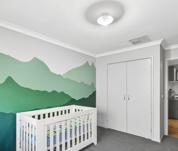 Comfortable Family Living! - Photo 6