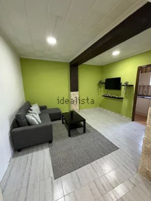 Alquiler de piso en Calle Reyes Magos - Photo 1