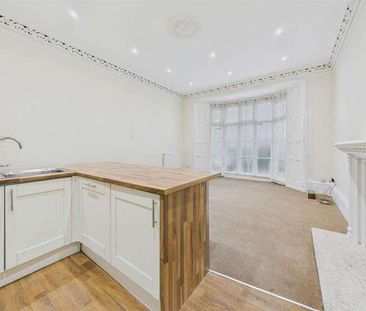 Abbey Road, Malvern, WR14 - Photo 1