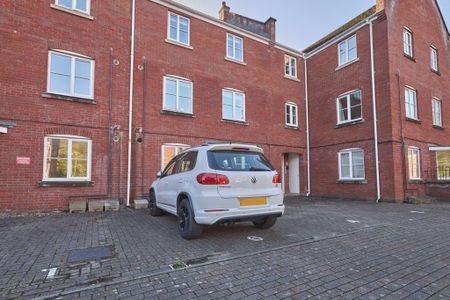 2 bedroom apartment to rent - Photo 4