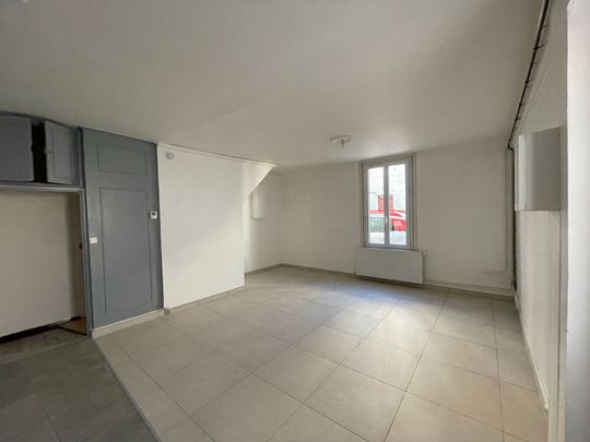 Location maison 4 pièces, 80.00m², Fontenay-le-Comte - Photo 1