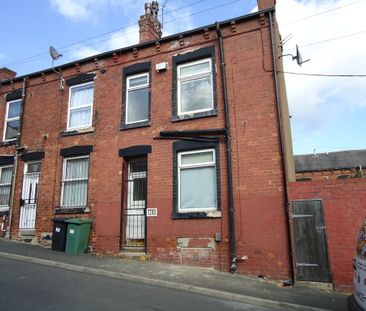 Woodview Terrace, Beeston, LS11 6LF - Photo 2