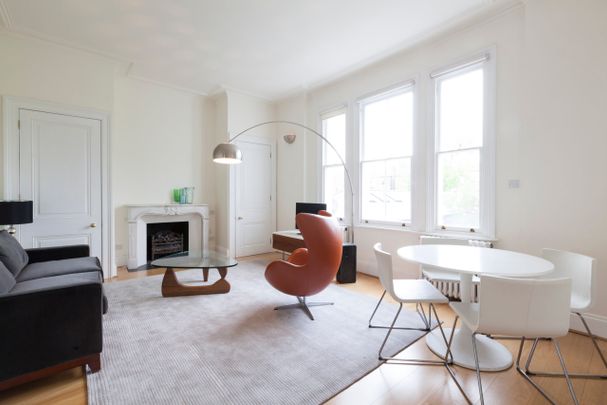 Blenheim Crescent - Photo 1