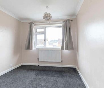 Paddocks Lane, Cheltenham, GL50 - Photo 3