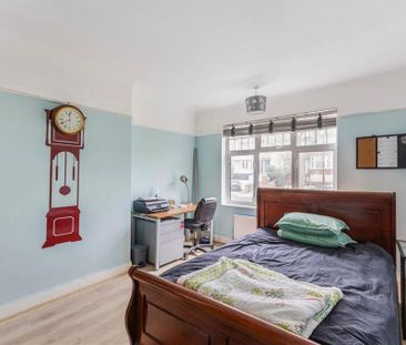 2 bedroom maisonette to rent - Photo 2