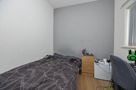 100 Tates Avenue, Belfast, BT9 7BZ - Photo 5