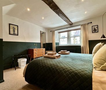 High Street, Tideswell - Photo 2