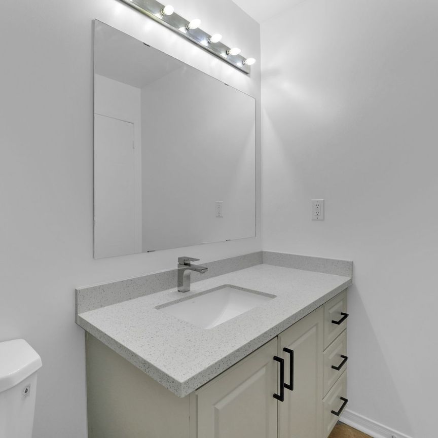 For Lease - 86 Joymar Drive Unit# 120, Mississauga, Ontario - Photo 1