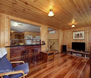 Spacious Family Living in a Prime Location - Photo 1