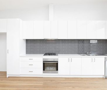 Thinking of selling? Contact our agent - Photo 3