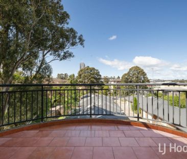 Spacious Open Plan neat & Tidy Two Bedroom Unit! - Photo 6