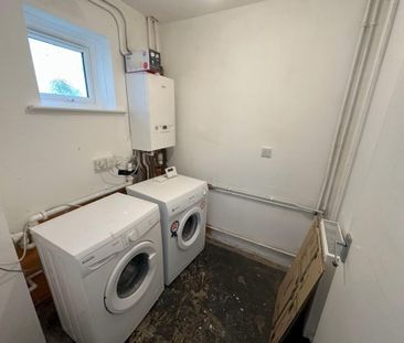 2 bedroom end of terrace house to rent - Photo 6