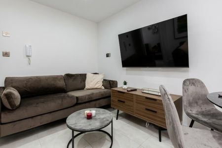 5 bedroom house to rent - Photo 4