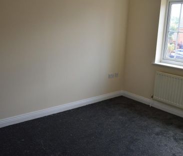 3 bedroom detached house to rent - Photo 4