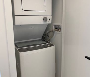 For Lease - 220 Missinnihe Way Unit# 316, Mississauga, Ontario - Photo 4