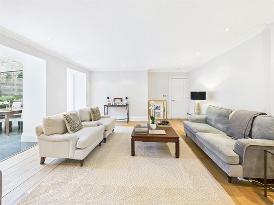 3 bedroom apartment to rent - Photo 1