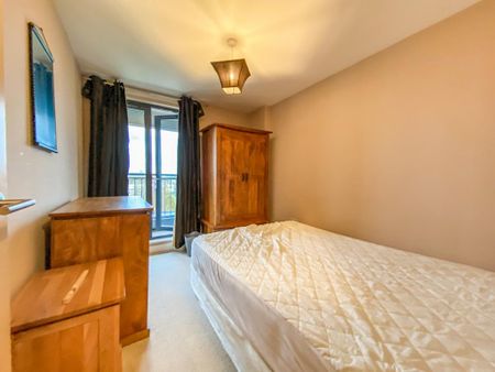 2 bedroom flat to rent - Photo 5