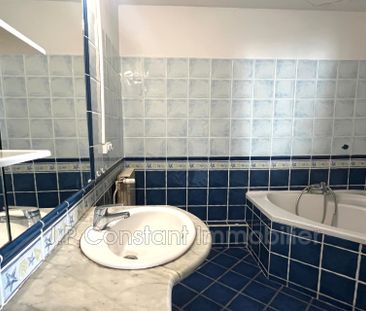 Location Appartement 2 pièces 40m² LA CIOTAT 13600 - Photo 3