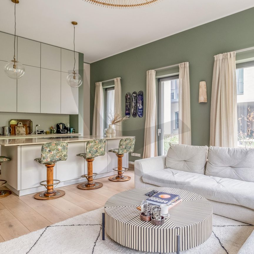 Loft Living in ehemaligem Fabriggebäude - Photo 1