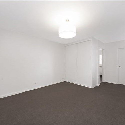 Parkside Studio Apartment In a Great Location - Photo 1