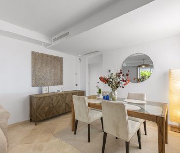 2 Bedroom Apartment For Rent in Nueva Andalucía, Málaga - Foto 4