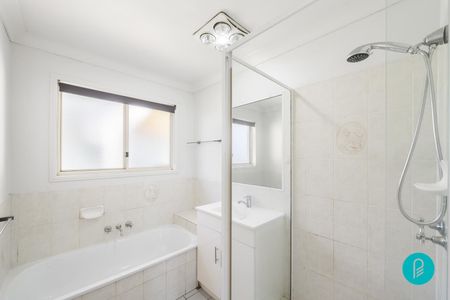 19 Barcrest Street, Crestmead QLD 4132 - House For Rent | Domain - Photo 2