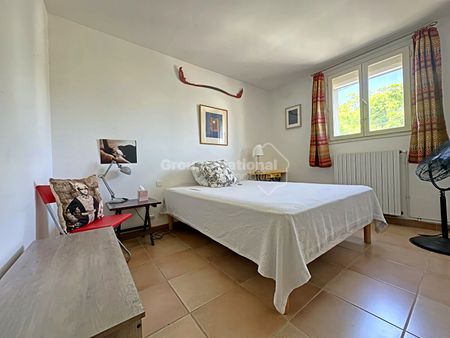 A louer bail mobilité Arles Monplaisir beau T2, - Photo 4