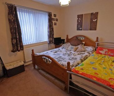3 bedroom terraced house to rent - Photo 5