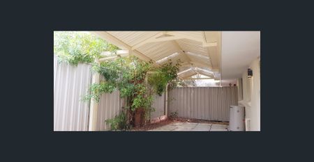 Perfectly positioned in a central and highly sought-after area of Mandurah! - Photo 4