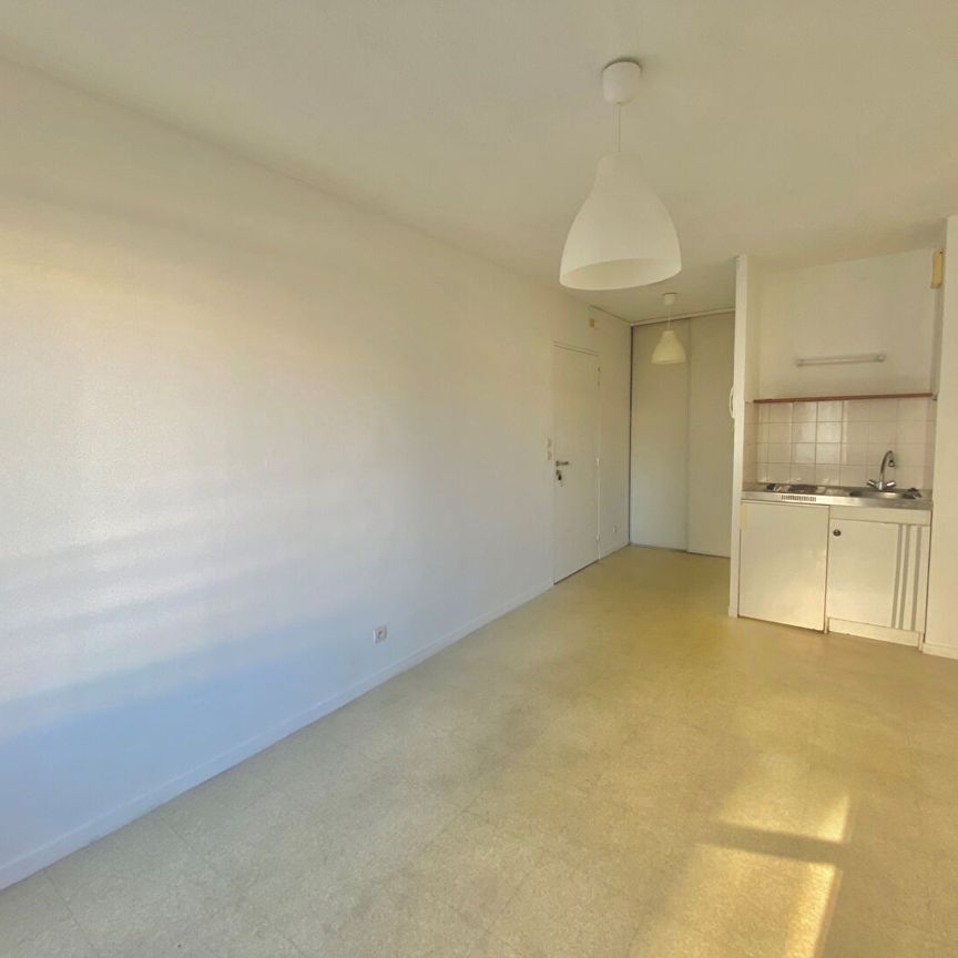 A Louer - Nantes St Clement - Studio De 18.89 M² - Photo 1