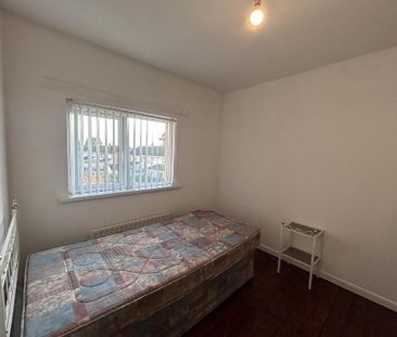 11 Woodgreen, Antrim, BT41 1NN - Photo 2