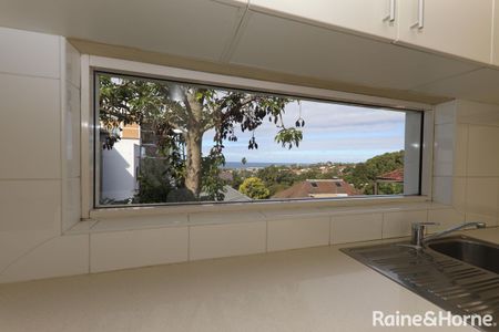 Two Partly Furnished Studios in the Heart of Randwick - Walk to UNSW, POWH & Royal Randwick Shopping Centre! - Photo 5