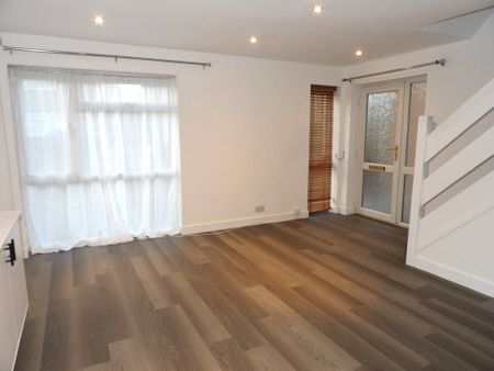 Grampian Way, Thorne,Doncaster, DN8 - Photo 2