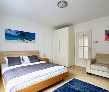 Perfekt Wohnen in Köln-Ehrenfeld: Möbliertes Apartment mit Balkon - Foto 1