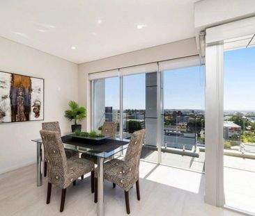 West Perth - Photo 4