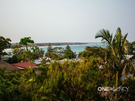 PRIVATE COASTAL OASIS WITH PANORAMIC WATER VIEWS - Photo 3