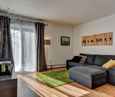 JOLI 3 1/2 RÉNOVÉ TOUT BÉTON - LIBRE - Photo 4