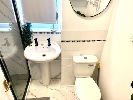 Studio to rent - Photo 4