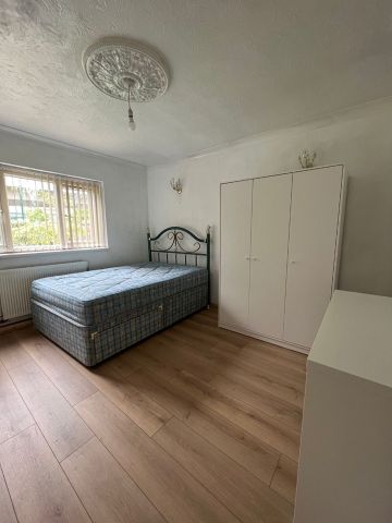 Room in a Shared House, Highfield Road, NG7 - Photo 3