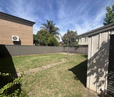 Ingleburn - Photo 1