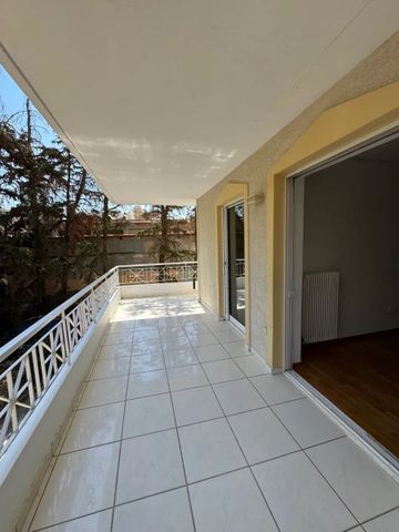 Διαμέρισμα για ενοικίαση Γκολφ (Γλυφάδα) - Photo 2