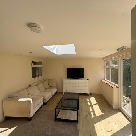 6 bed house to rent in Earlham Green Lane, Norwich, NR5 - Photo 1