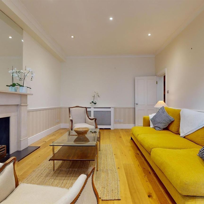 2 bedroom property to let - Photo 1