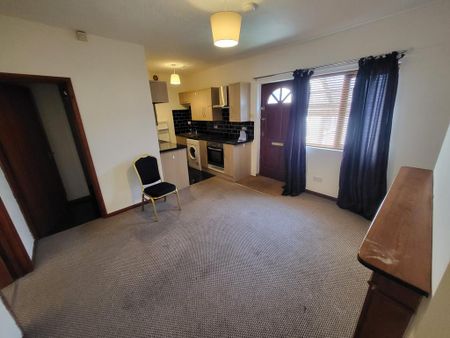 1 bedroom maisonette to rent - Photo 4