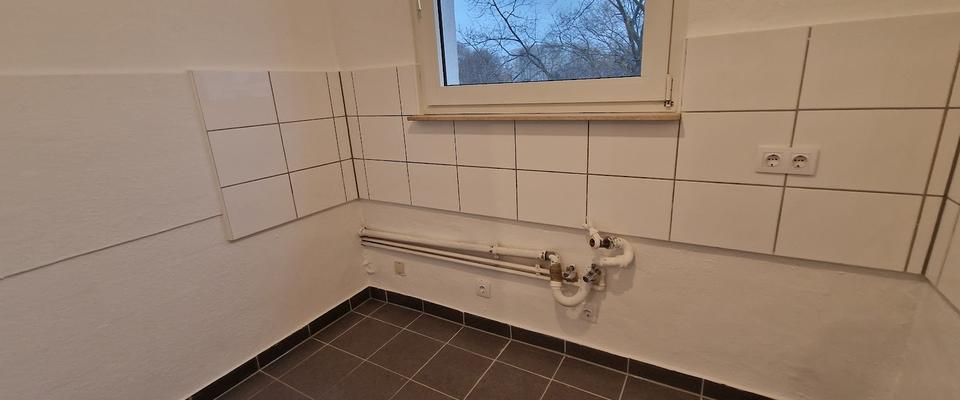 Helle, frisch renovierte 3-Zimmer-Wohnung wartet auf Sie! - Photo 1