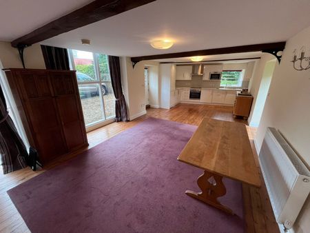 3 bedroom detached house to rent - Photo 4