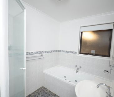 1 HOBBS COURT, PORT AUGUSTA WEST - Photo 6