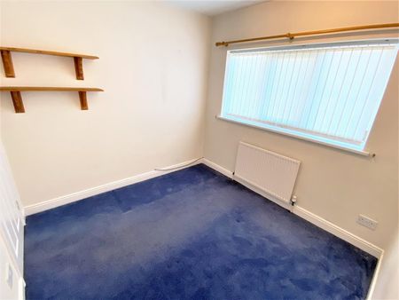 3 bedroom House To Let - Photo 4